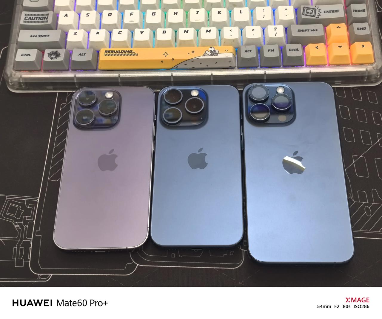 上手了一下#iphone15# Pro
深得我心呀，相比14 Pro轻很多
相比