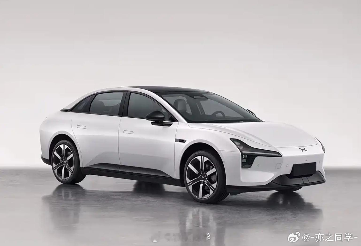 小鹏m03新款爆料，新款小鹏Mona 03提供了三个不同容量电池，51.8，61