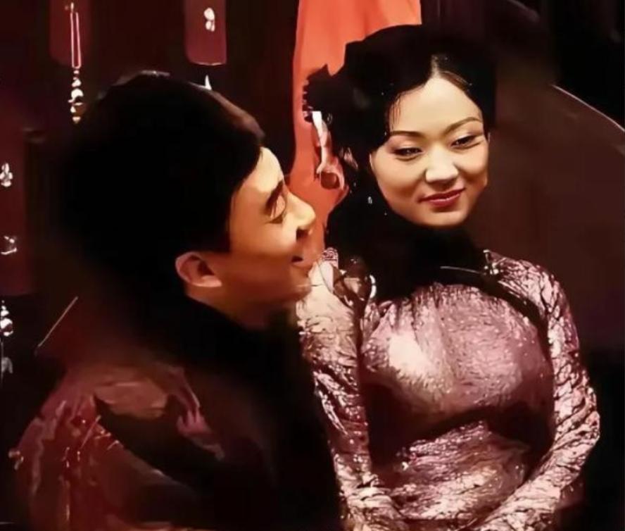 古代小妾除了满足丈夫的生理需求和生孩子以外，还有另一个变态的作用，是后来有人无意