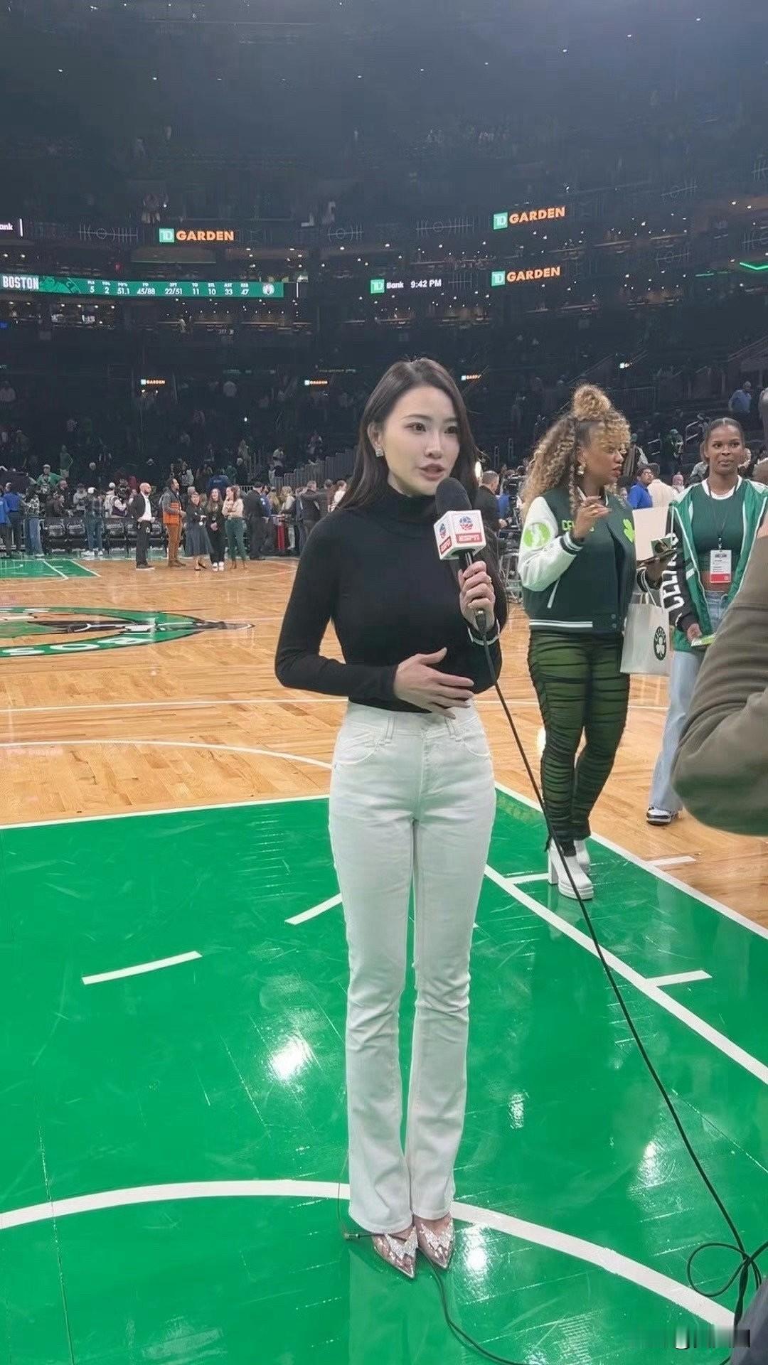 NBA现场解说员