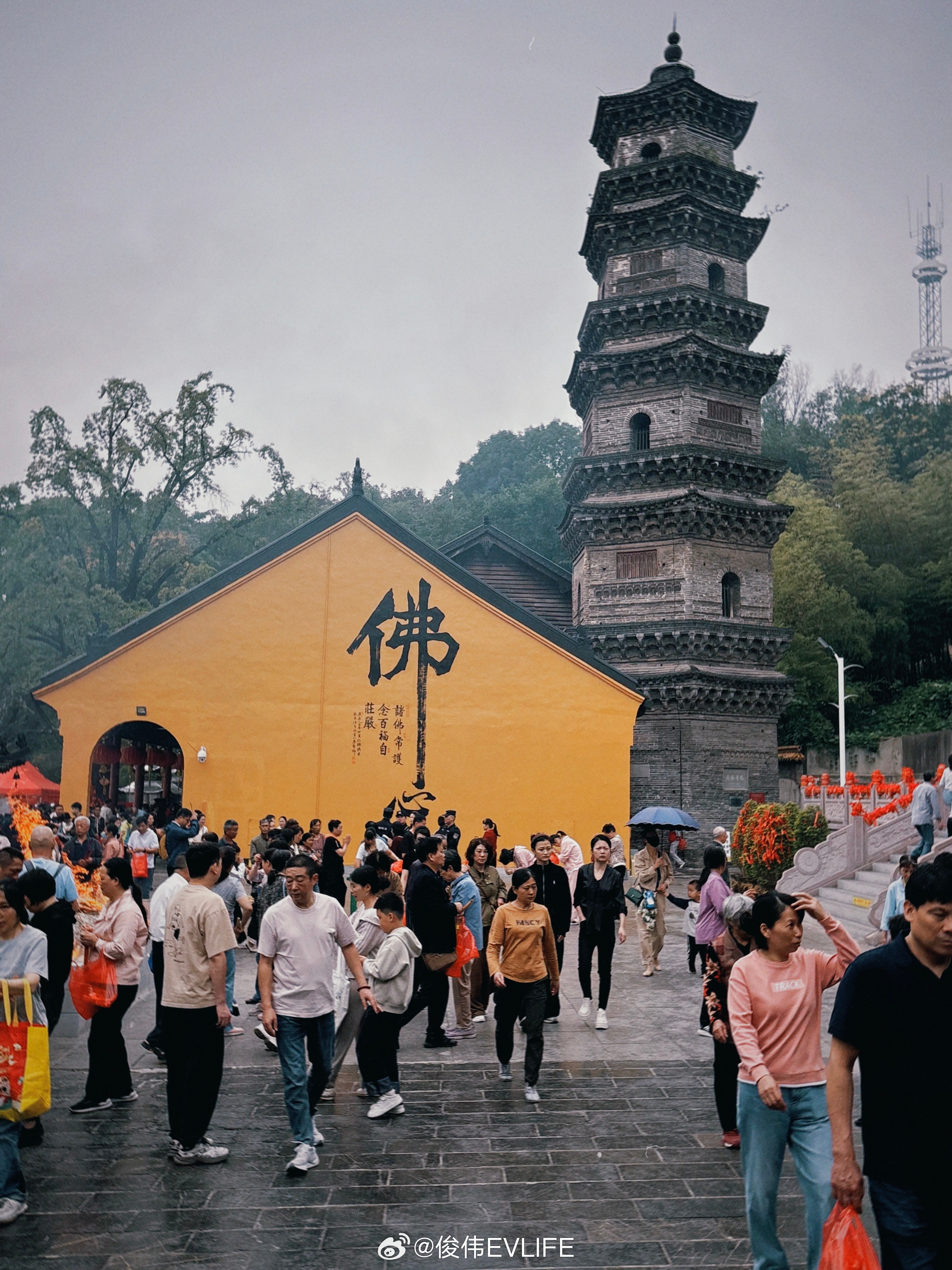 地藏王菩萨圣诞今天是地藏王菩萨圣诞日。有空的宝可以向地藏王菩萨祈求心中所想，念1