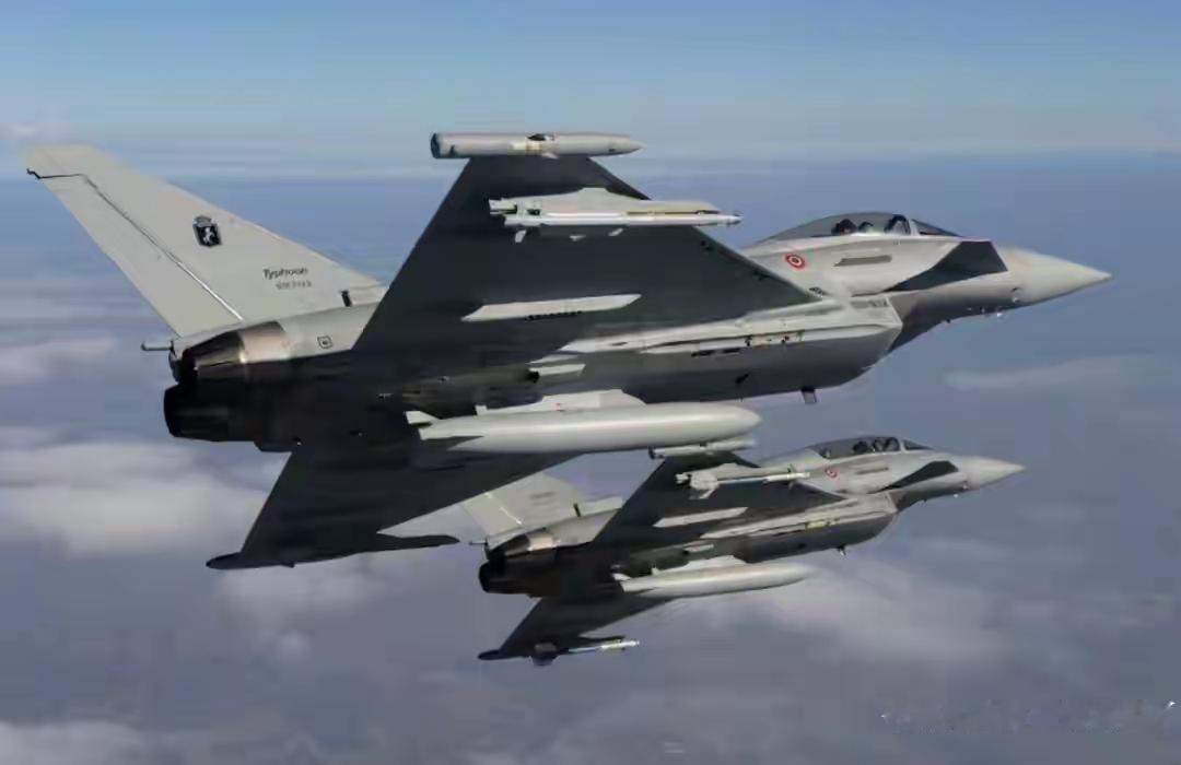 意大利莱昂纳多公司12月9日高调发声明，喊着要帮菲律宾搞国防现代化，核心目标就是