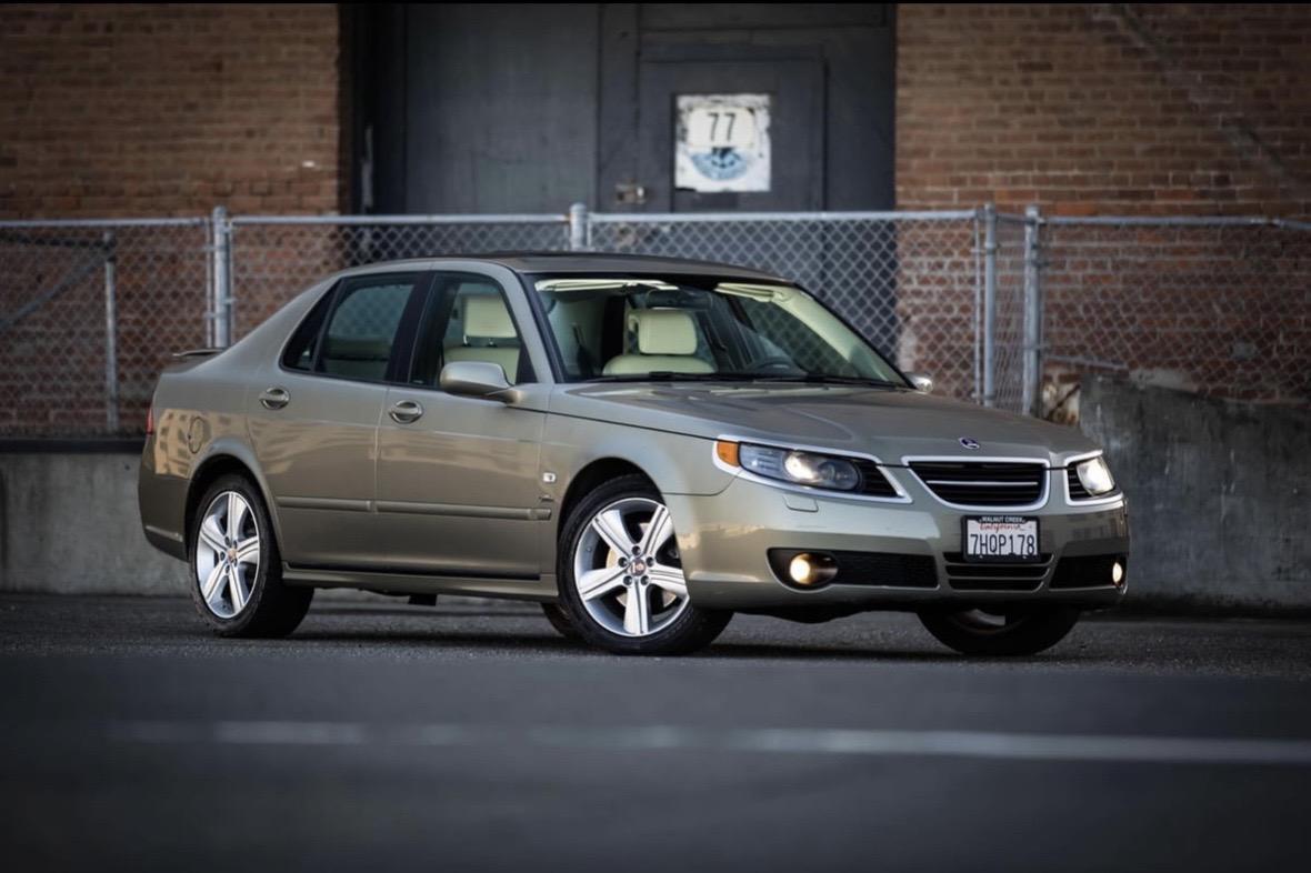 2009年绅宝9-5。2009年 Saab 9-5 Griffin E...