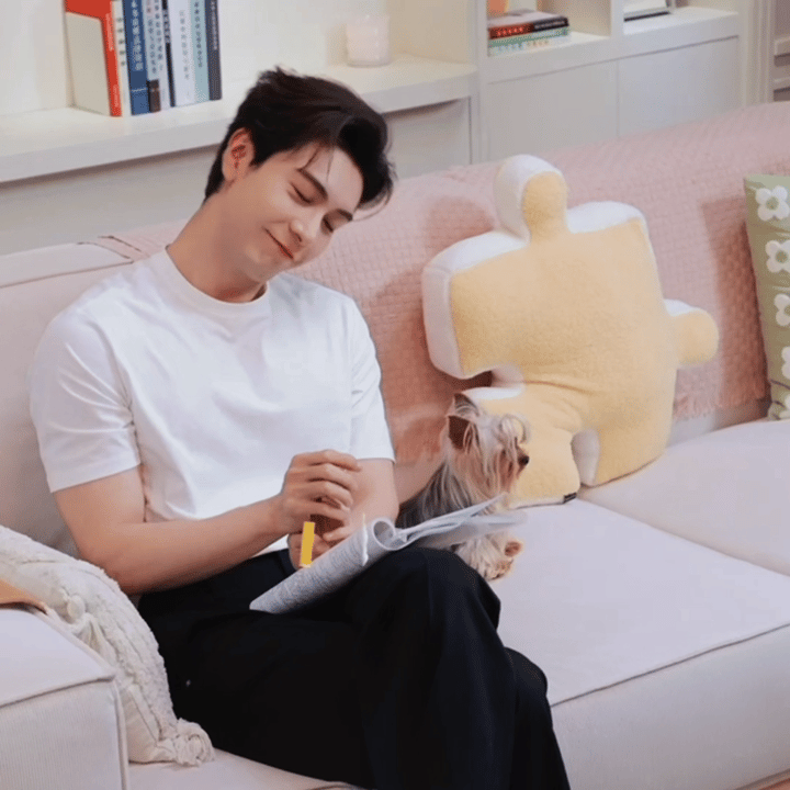 我塞，看完预告弹出来神剧来了，9️⃣采访的背景音乐竟然是BoA的歌，双厨狂喜啊我