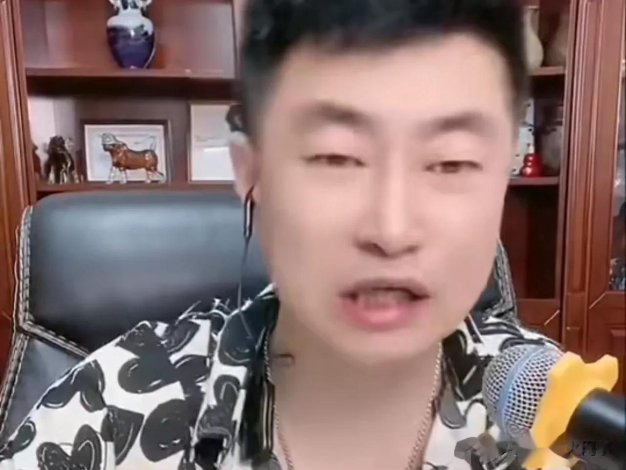 太原老葛称自己30号当天营业额是2个亿，自己知道是第一！自己能把国货卖空就不错了