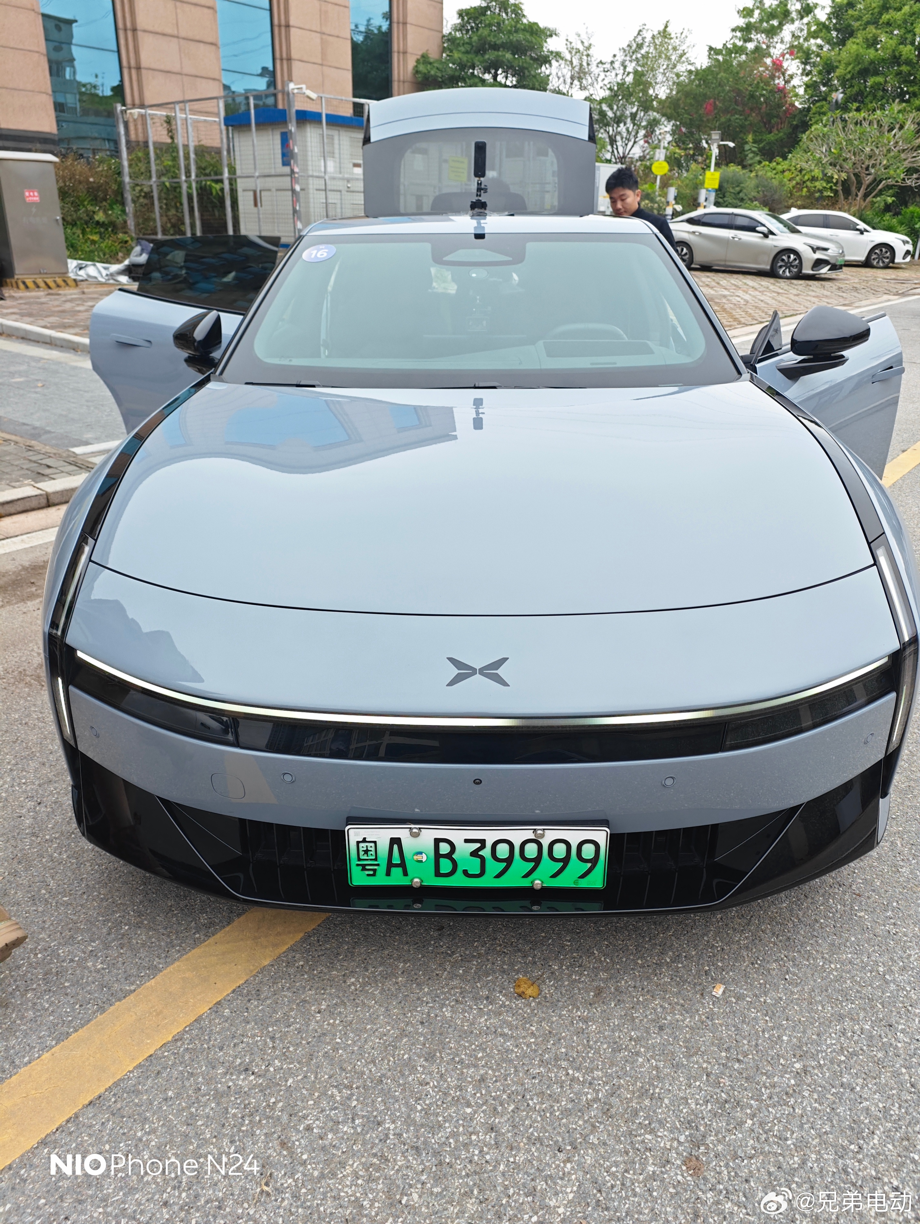 今天继续体验小鹏VLA2.0，道具是真多