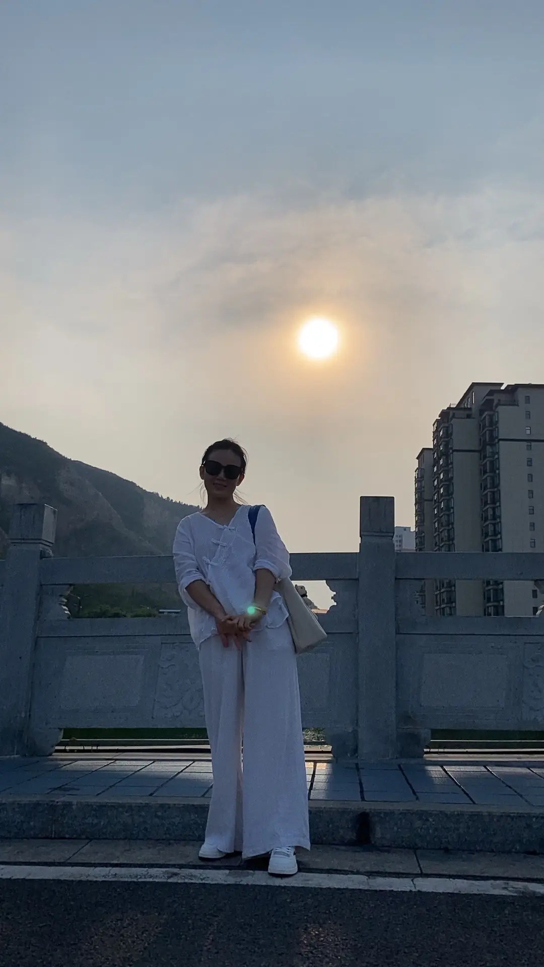 他人的评价不过是他认知的投影，当你的境界远超于他人时，他只能用他有限的...