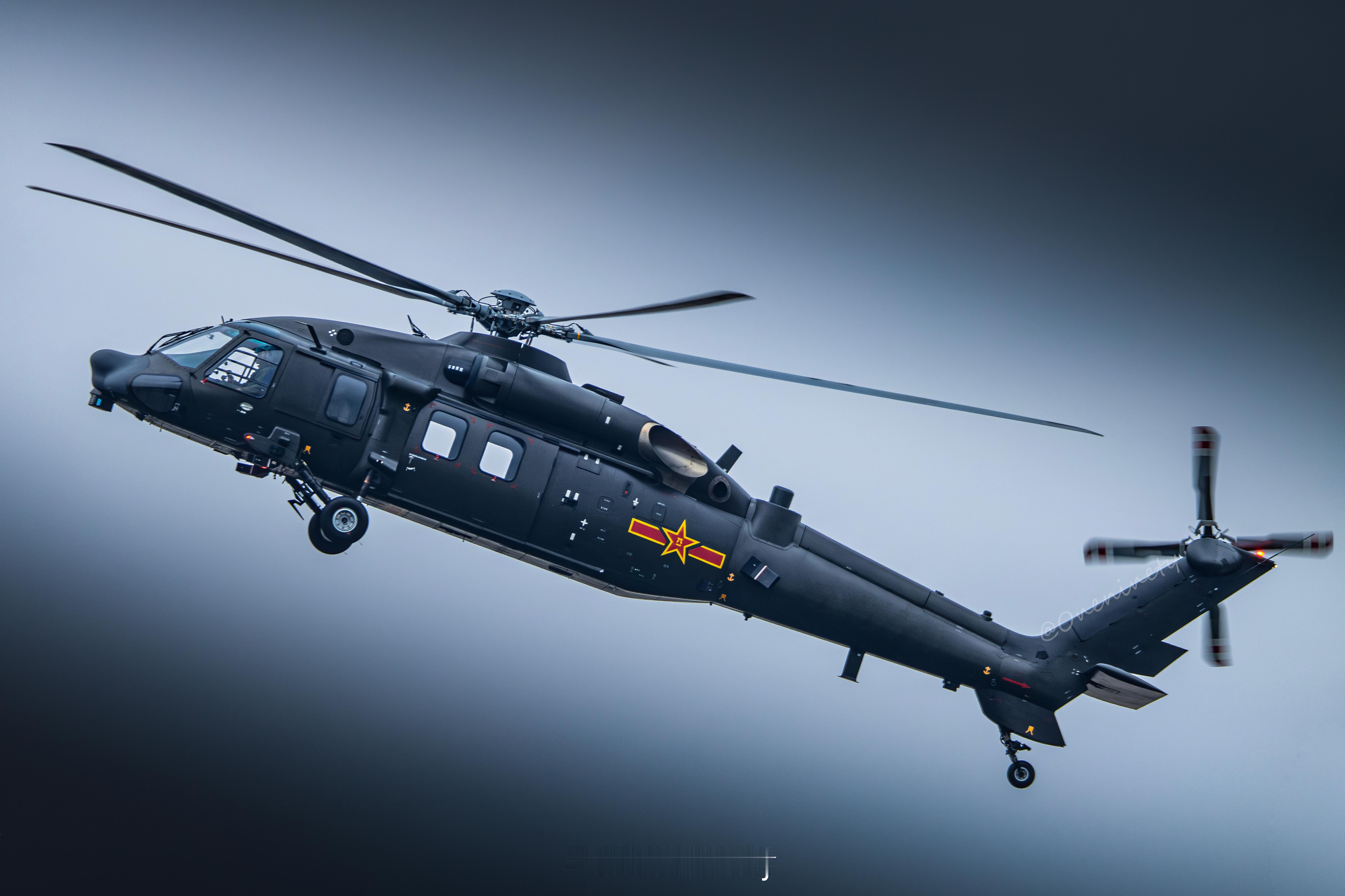 Z-20战术通用直升机加速机动航空创作计划 190视角 ​​​