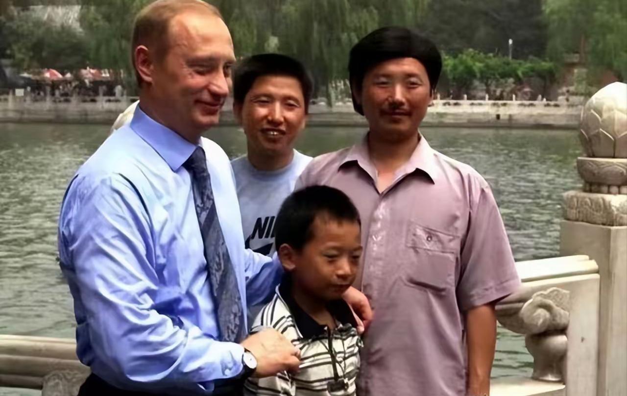 普京访华点名见26年前北海公园亲过的湖南男孩，网友神评笑中带泪

5月19日,7
