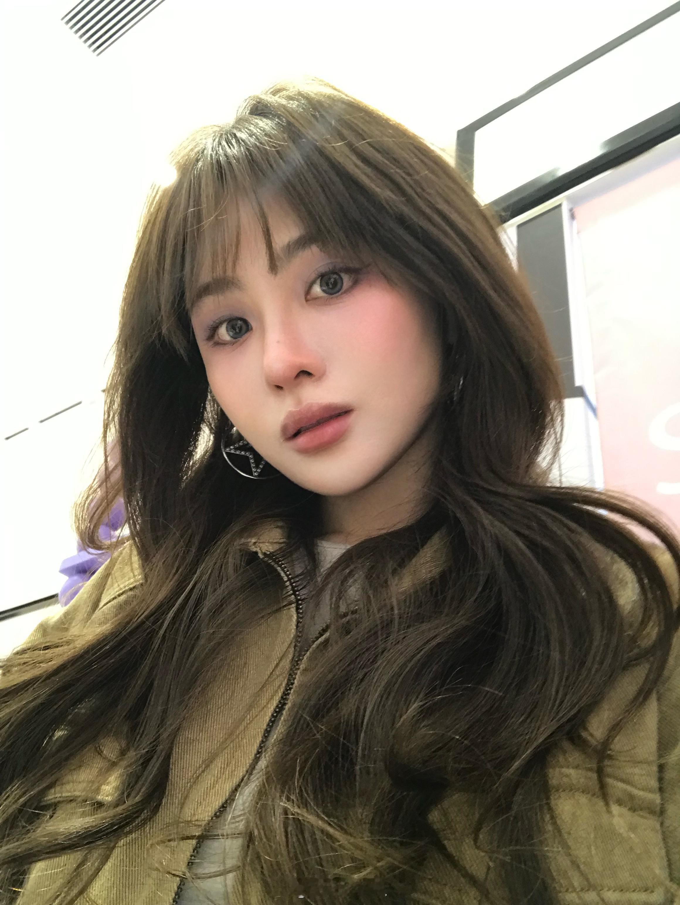 好久没拍贴纸照了了🎀！和小学同学约着去拍了～开心(〃'▽'〃)！！！ 