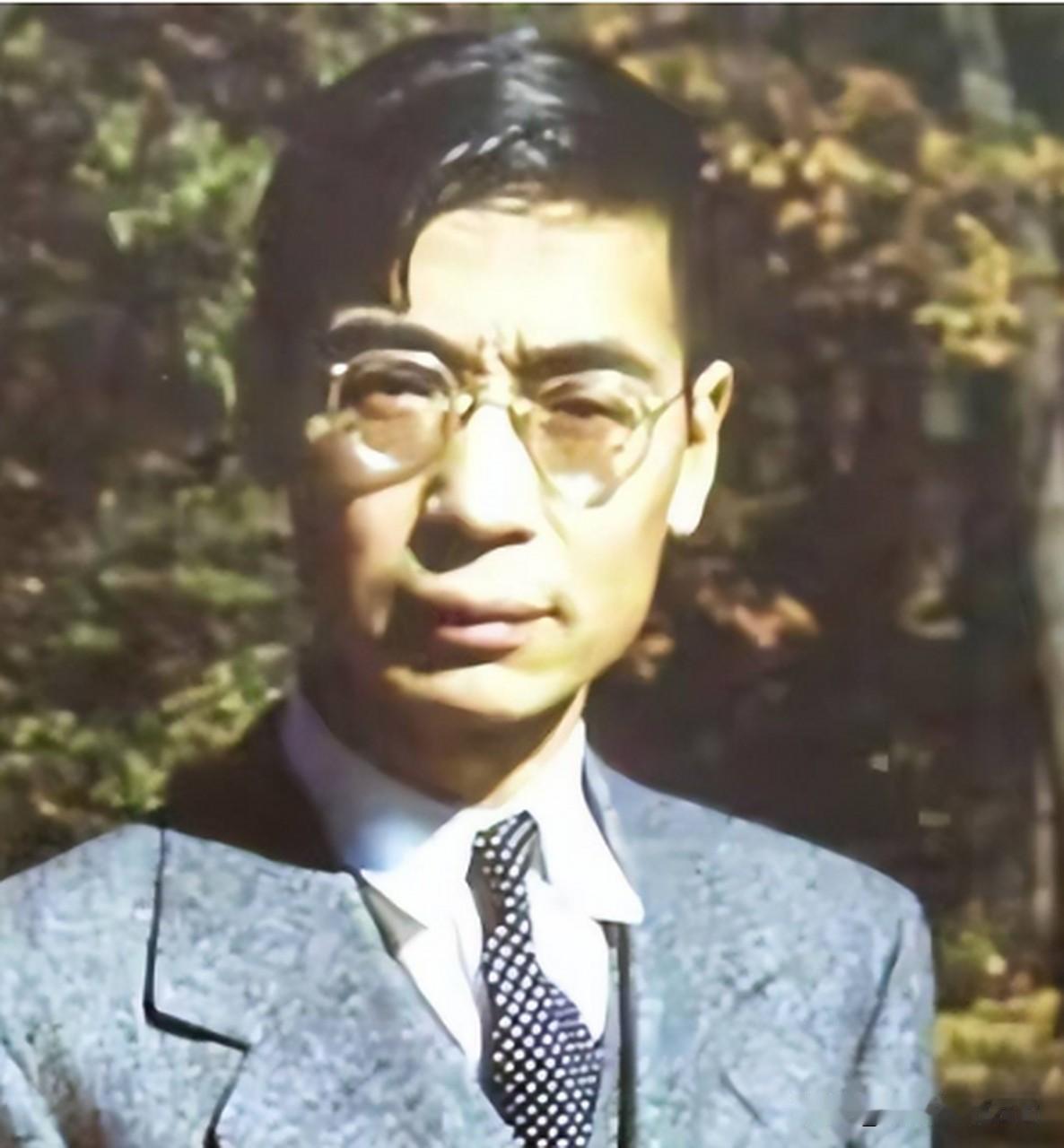 昨晚新闻联播一开场，我直接看哭了
​昨晚打开新闻联播，刚开场就被戳中泪点！没有华