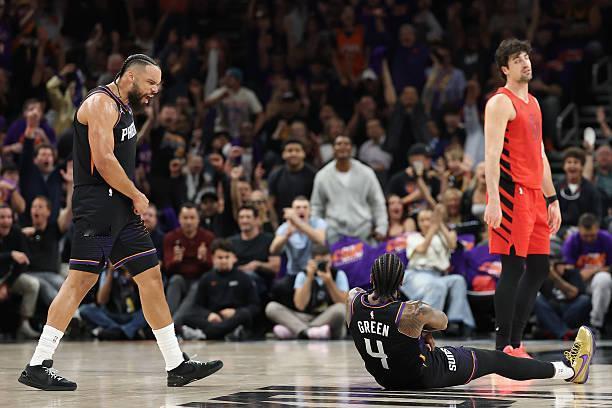 太阳这边，狄龙和杰伦-格林这两个人的表现都是超出正常水准的，特别是格林，表现已经