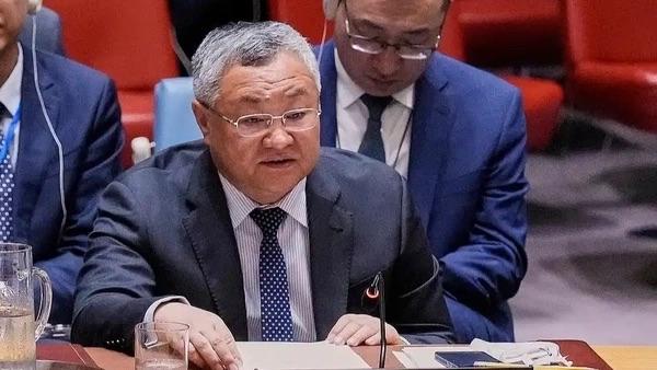 中国代表：不能给使用武力开通行证
           中国常驻联合国代表傅聪7