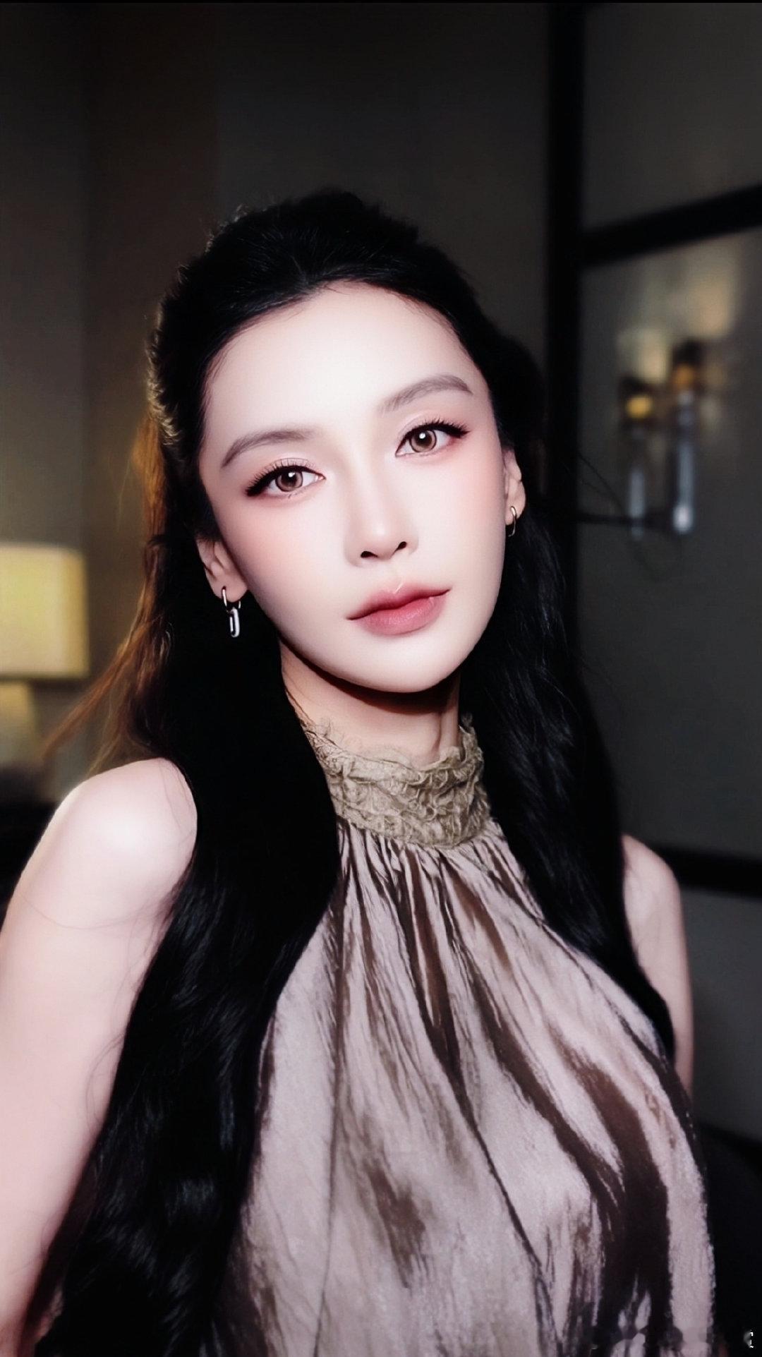 Angelababy这张脸还是太权威了谁懂啊！华天崎给Angelababy化的这