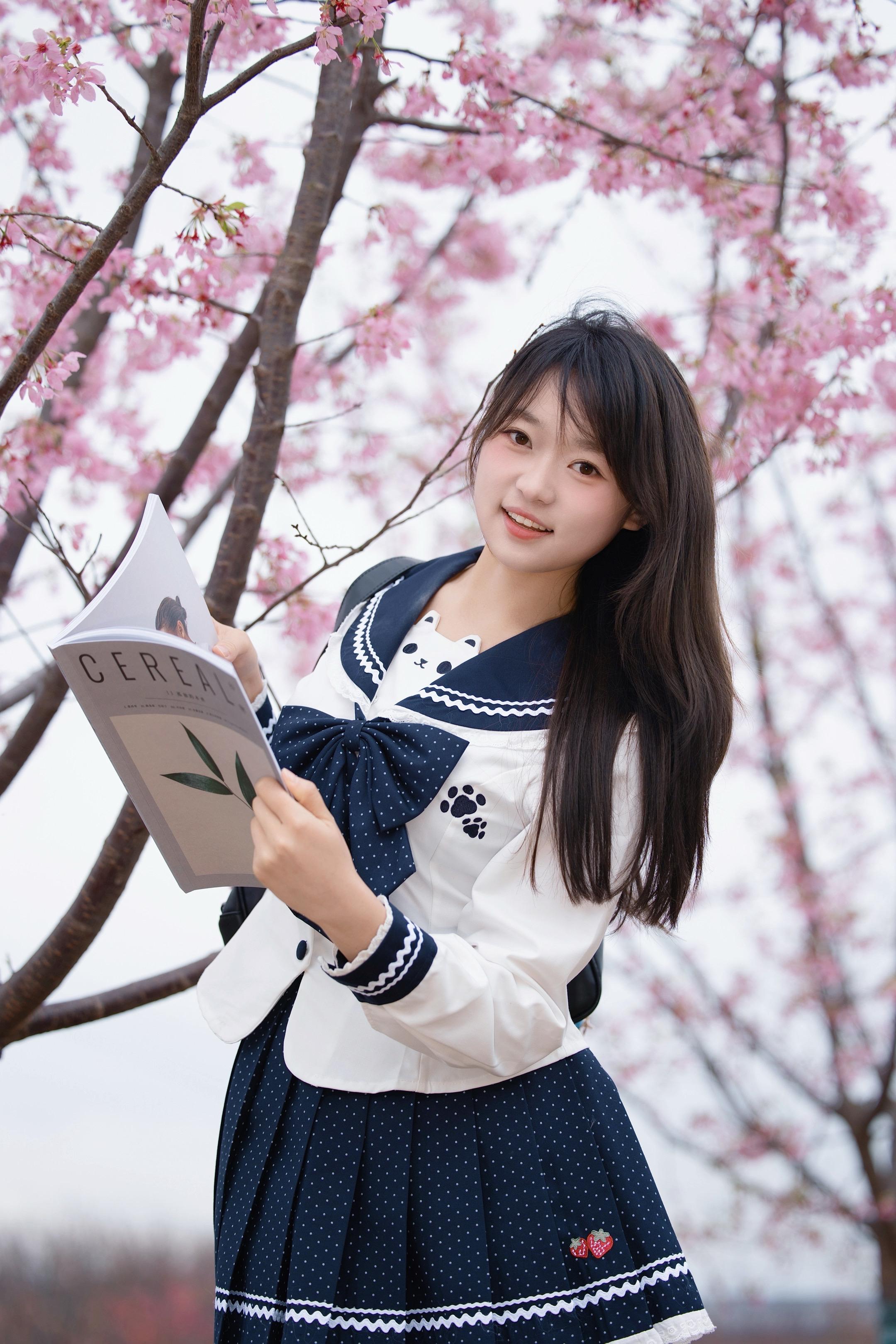 阴天怎么拍樱花🌸。   📷