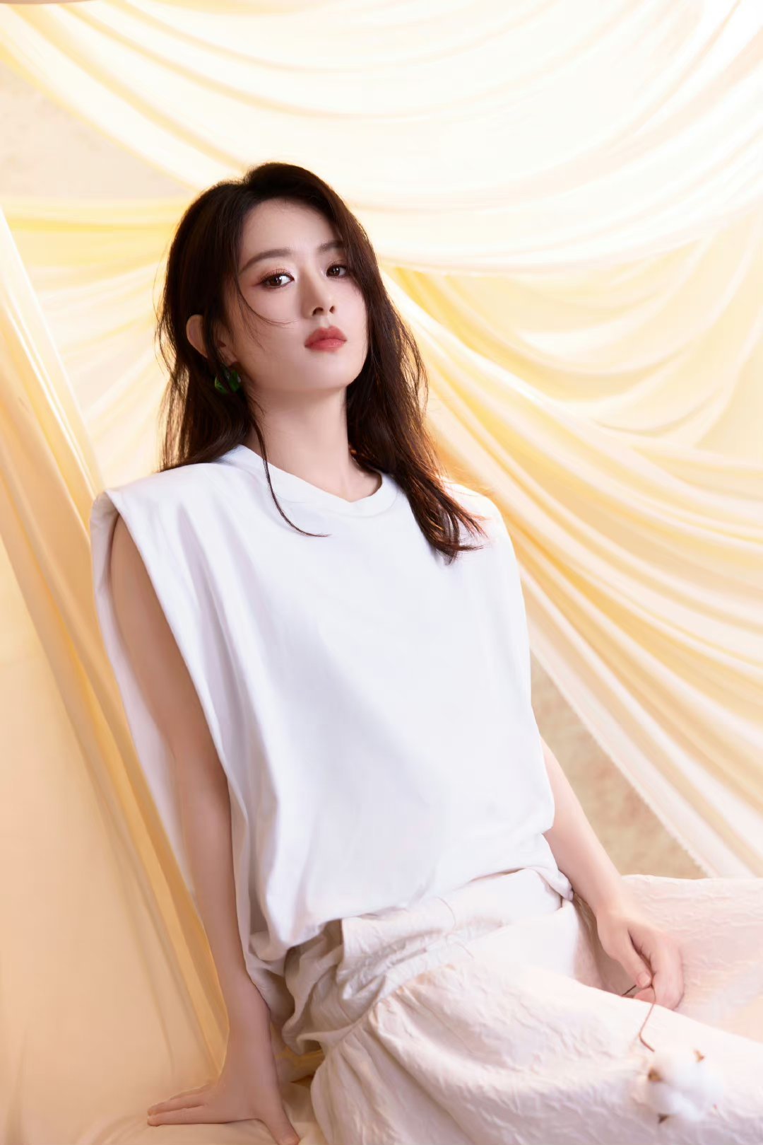 赵丽颖赵丽颖 zly好多艺术家喜欢画赵丽颖 zly纪梵希全球彩妆及香氛代言人赵丽