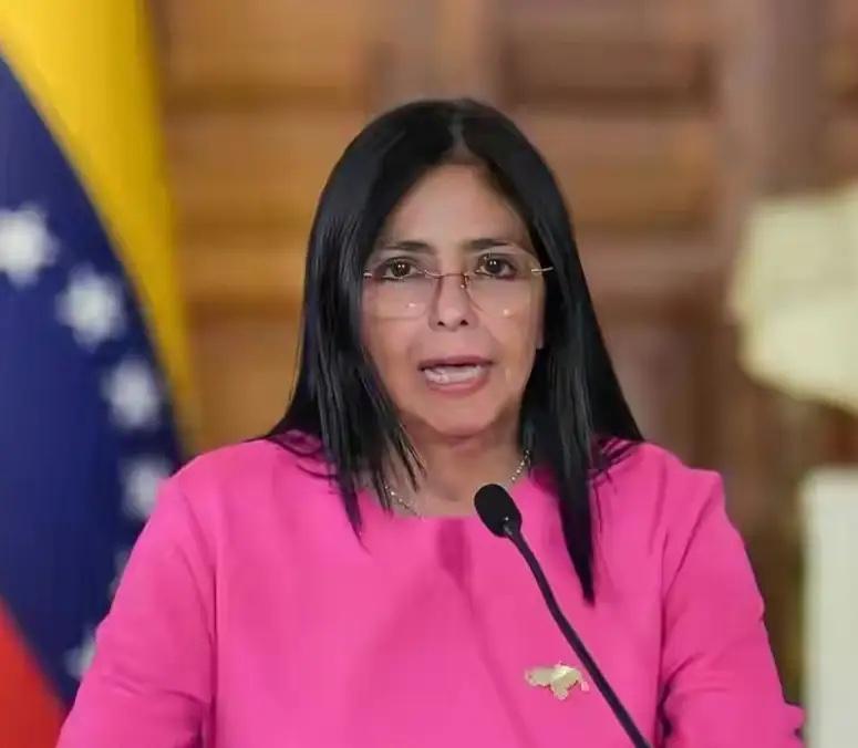 特朗普如愿以偿了！
委内瑞拉代总统签署的新石油法案，让全球哗然！这项法案打破近半