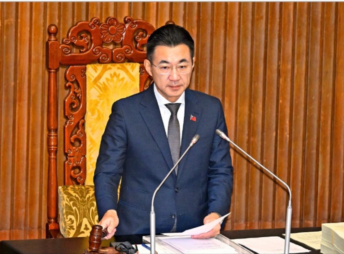 江启臣对军售案的态度来了。
针对美国国务院最新批准对台军售3500亿新台币，以及