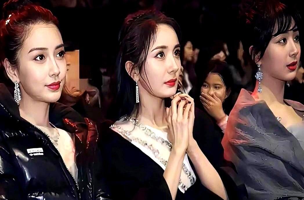 娱乐圈现在越来越像流水线了。
脸上都一个样，眼睛鼻子嘴，全都往同一个模板靠。
这