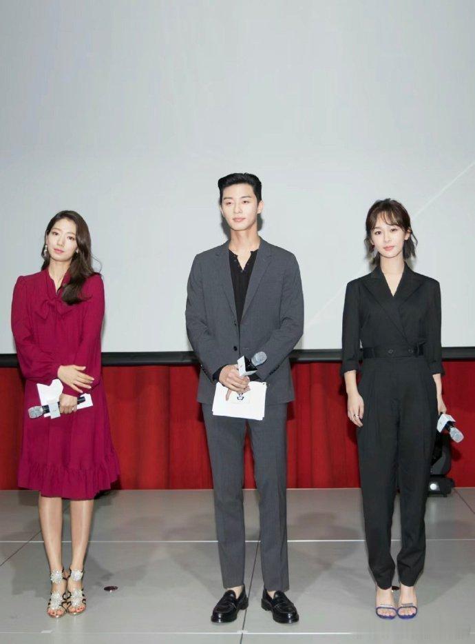 总有人说杨紫普女，但她在韩国女神面前也没输半点儿！ ​​​