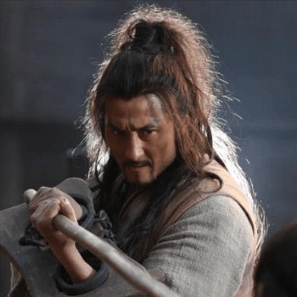 评书演员，王玥波说，水浒传里，柴进花钱最多，认识人也最多，可是大家服的还是宋江，