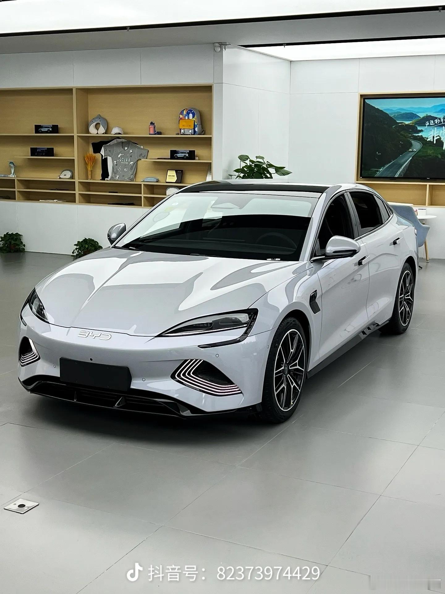 BYD正在创造奇迹。刚刚公布比亚迪在海外月销16万台，又发现BYD在韩国也超过雷
