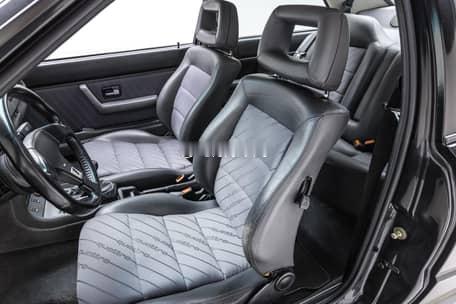 奥迪Quattro RR，这是1990年出厂的，装备了2.2升直列五缸20气门的