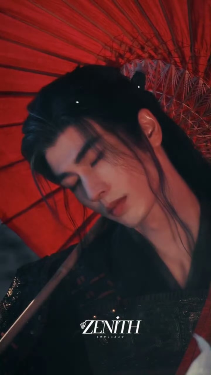 隔着屏幕都被张凌赫林允虐到了这个张凌赫也太权威了...凌帝脸在江山在