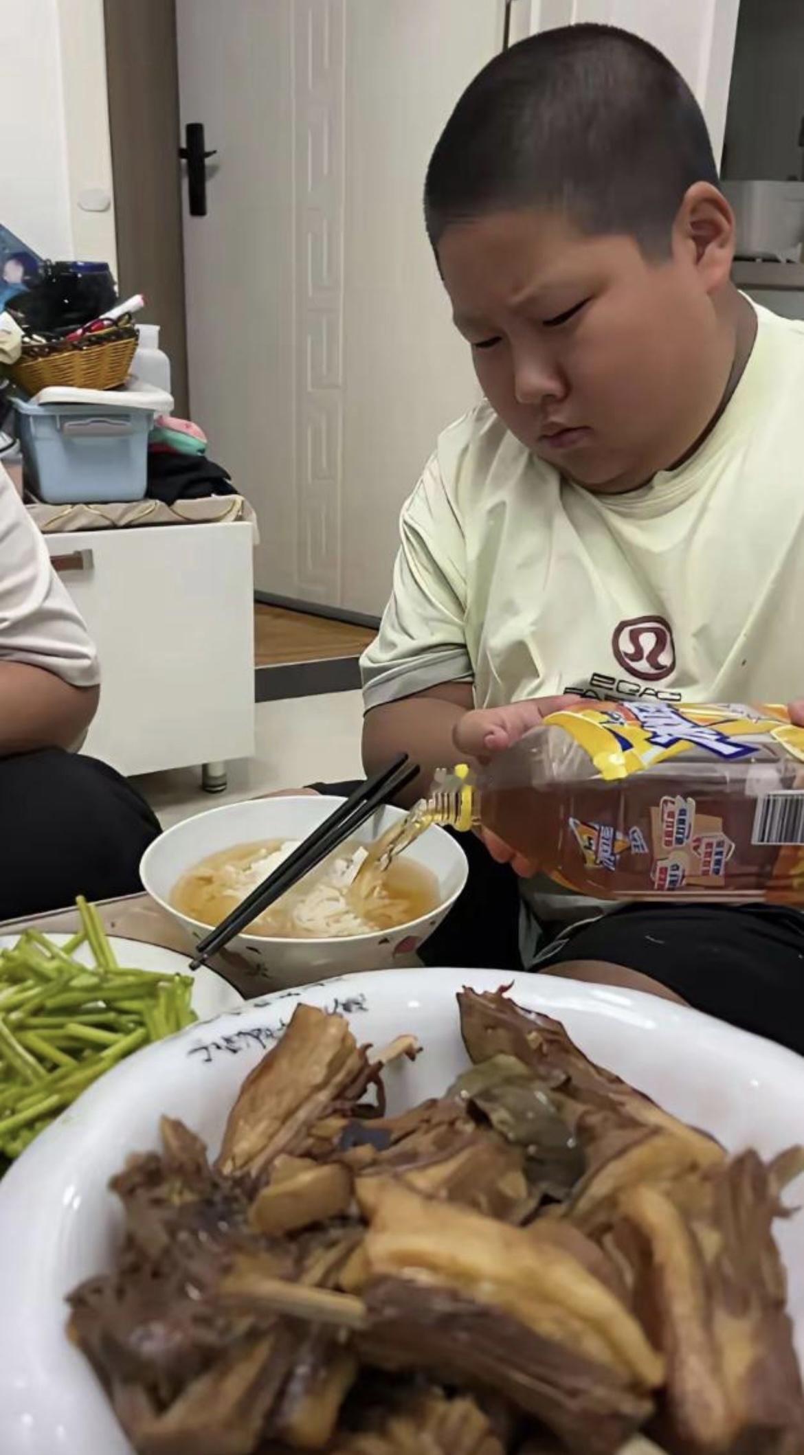 天天这样吃，老了会怎样[泣不成声][泣不成声][泣不成声]