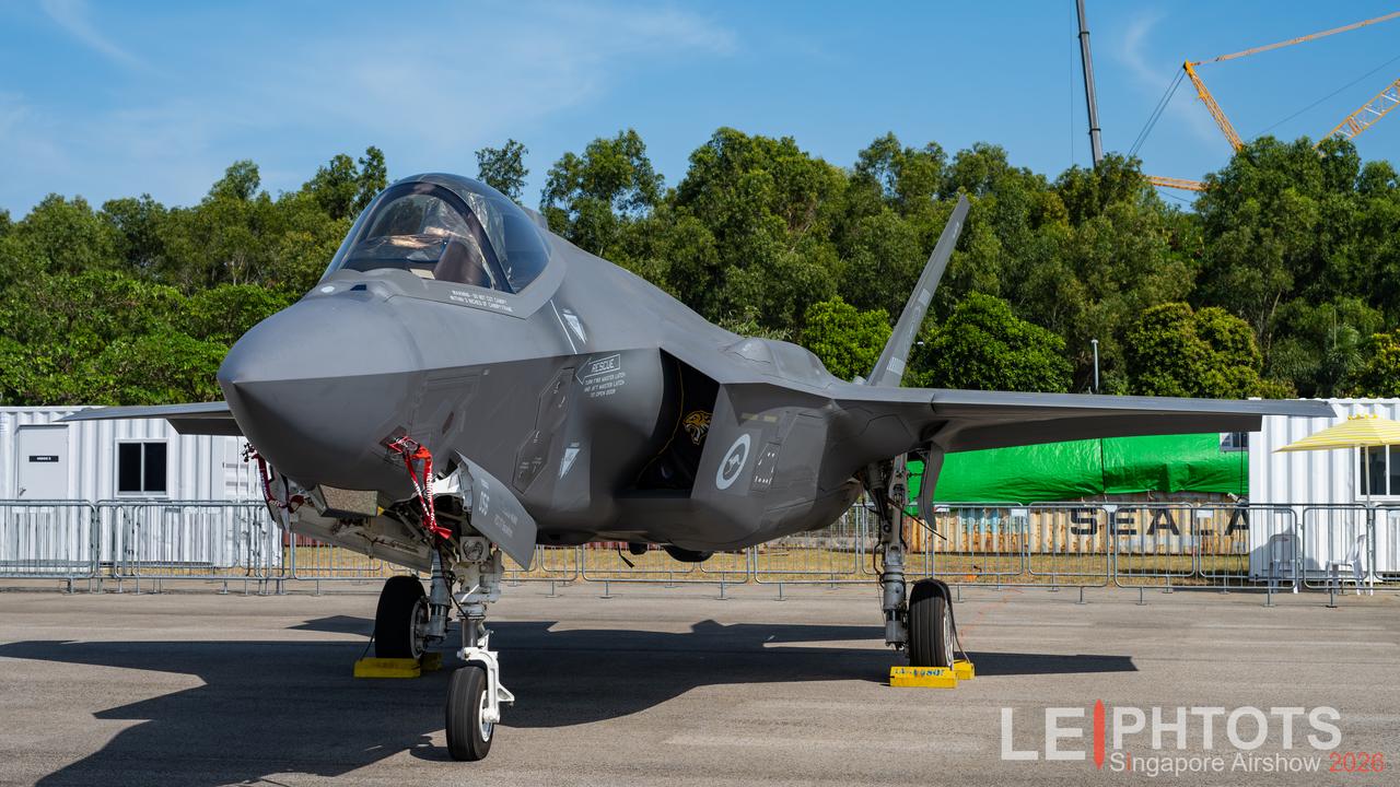 美弟否认的基本假不了！吃瓜群众可以上线了[呲牙]