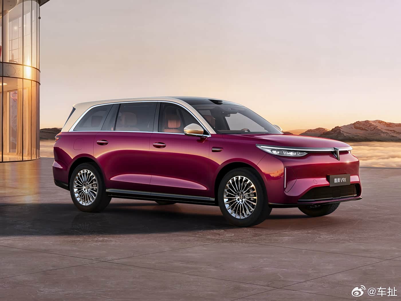 魏牌V9X七种车身配色公布，命名都很有中国的古典韵味，其中有两款是车身与车顶的双