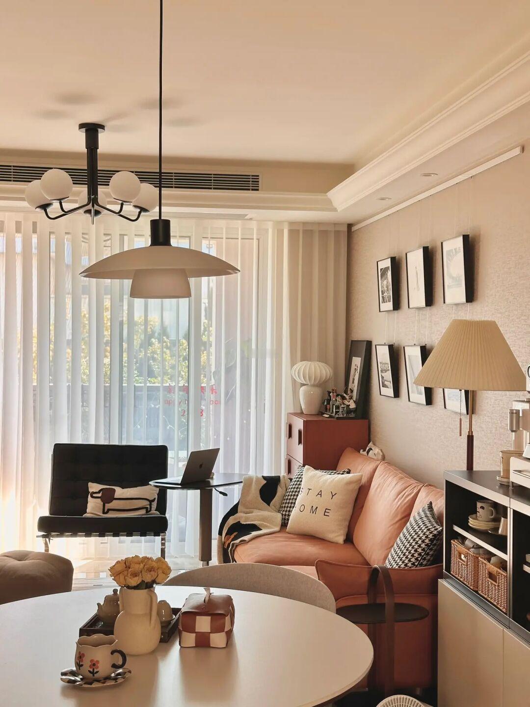 客餐厅只有20㎡，但秋日氛围感🍂我真的好爱啊