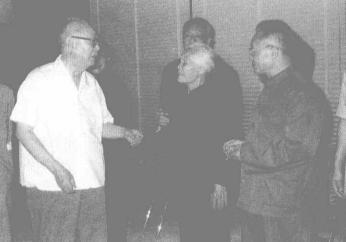 1980年，叶剑英元帅最后一次回到广东梅县老家。之前他就约法三章，不准请客，不要