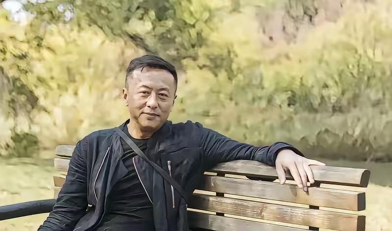 支持封号！崇洋媚外、贬低人种，这样的教育买办就该封杀

7月1日23时30分左右