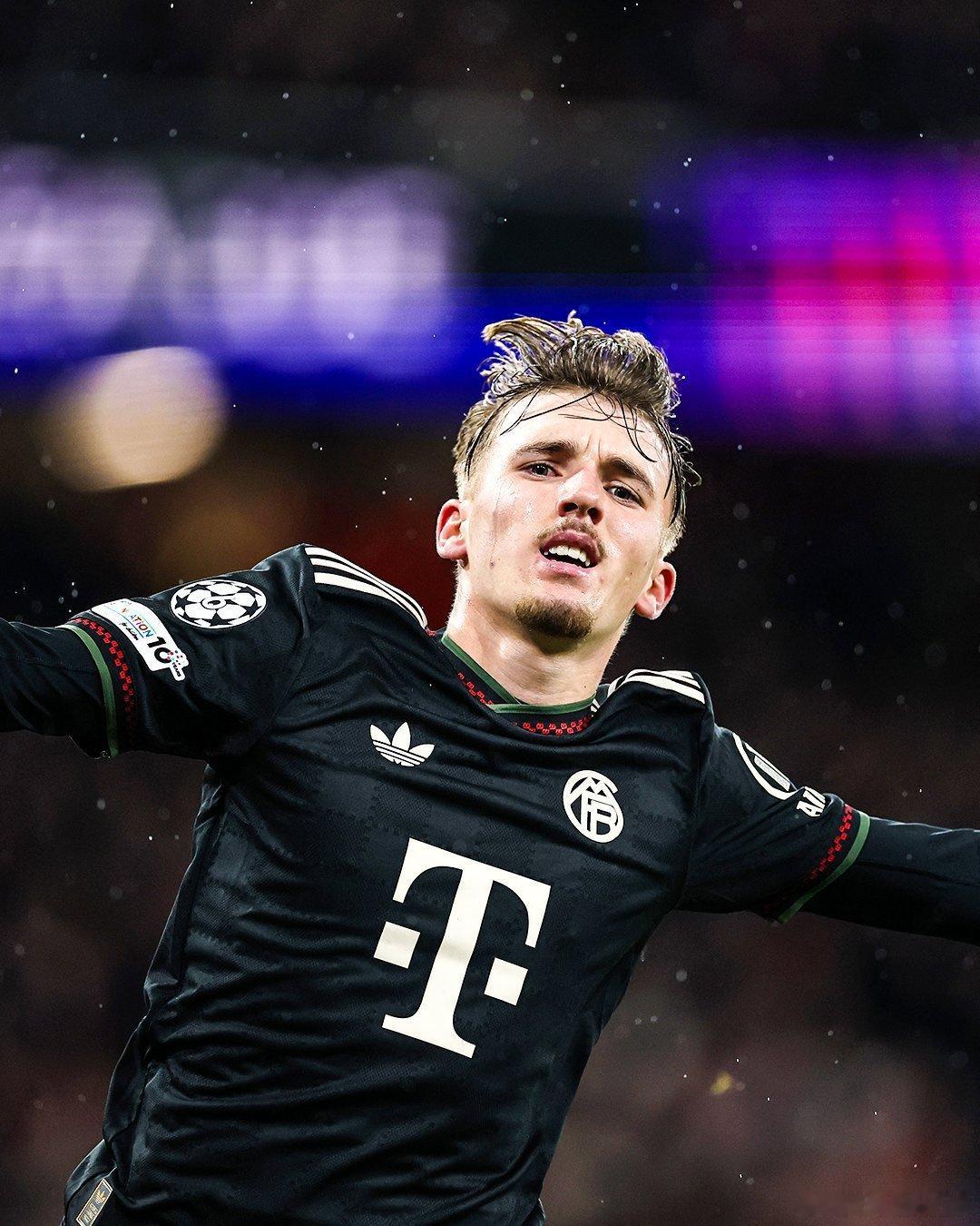 【🚨［踢球者］：卡爾的橫空出世，讓俱樂部更加重視青訓出品，有可能改變連隊方向❗