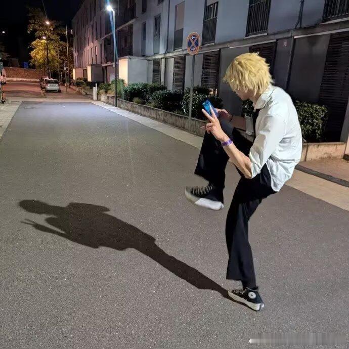 教大家一个拍照技巧 ​​​