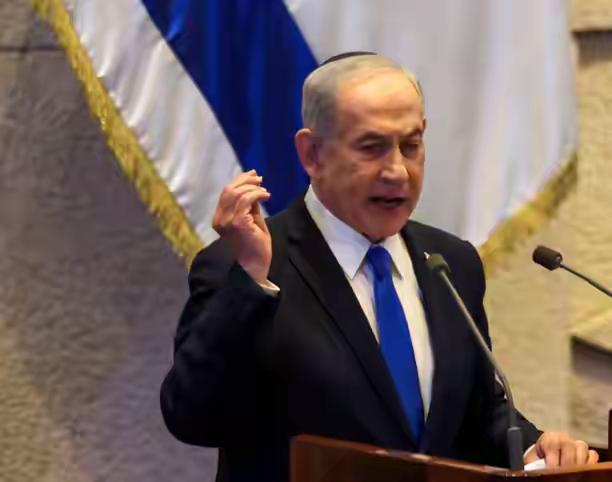 伊朗当然知道，这伙计说到做到，那可不是打嘴炮，是真刀真枪的干。
梅塔尼亚胡说，如