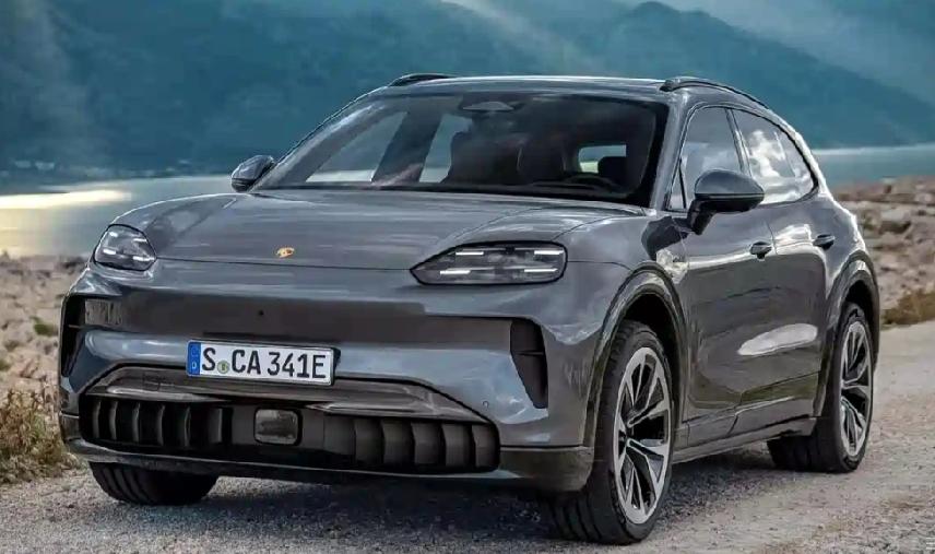 据说这车是保时捷旗舰SUV K1，
它直接放弃SSP纯电平台，
转用PPC平台了