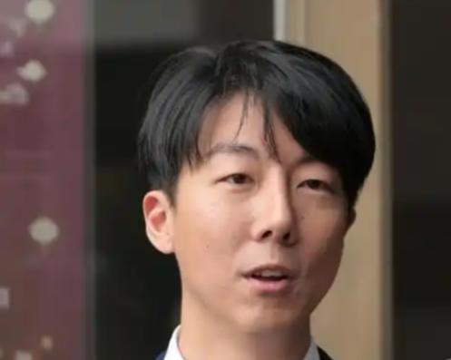 公然叫嚣自己是 “台独”，还反问凭什么被反制，这个逻辑实在站不住脚。

岛内民进