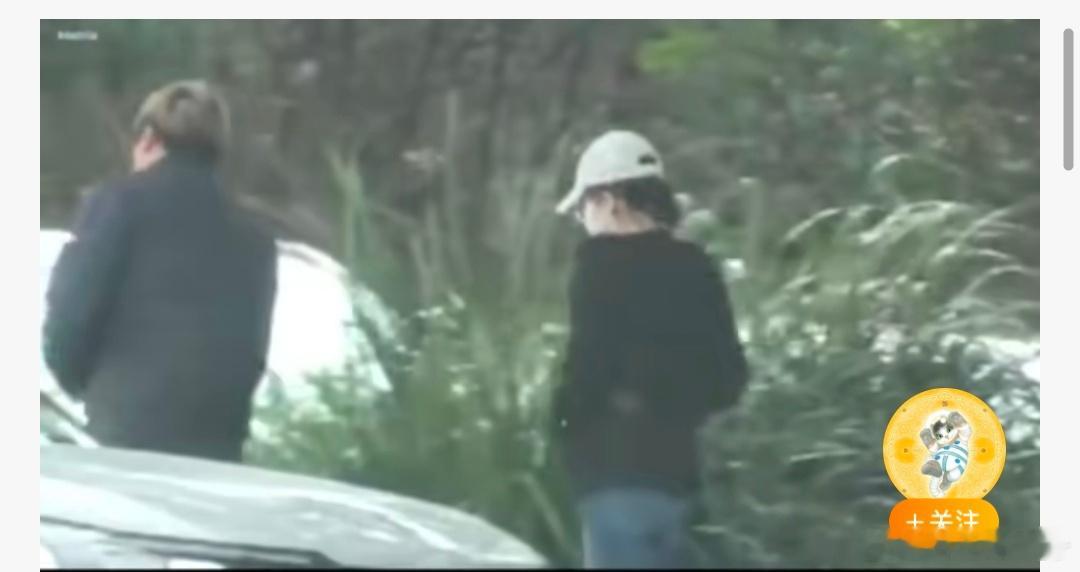 澳洲杨兰兰这位开着百万劳斯莱斯撞车的澳洲杨姓23岁女顶级富豪非常厉害（传炫富的钱