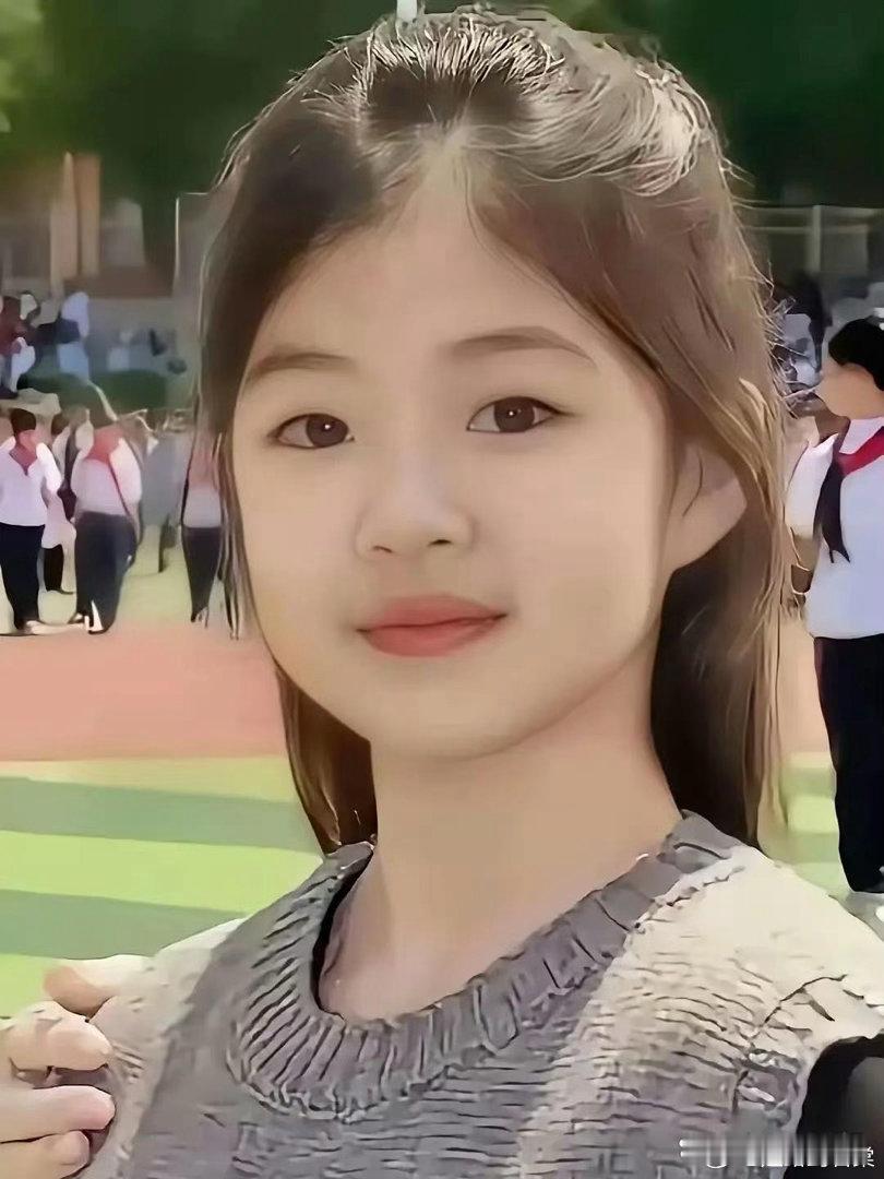 章子怡的女儿醒醒已经10岁了，长得好漂亮 