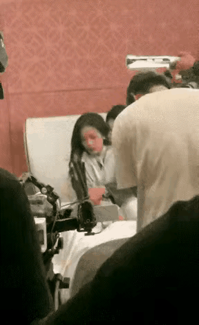既然选择了演员就要有敬业精神