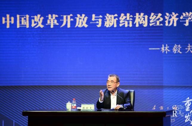 欧美炒作中国产能过剩？林毅夫教授一句话当场回呛，欧盟直接哑口无言没法反驳！

最