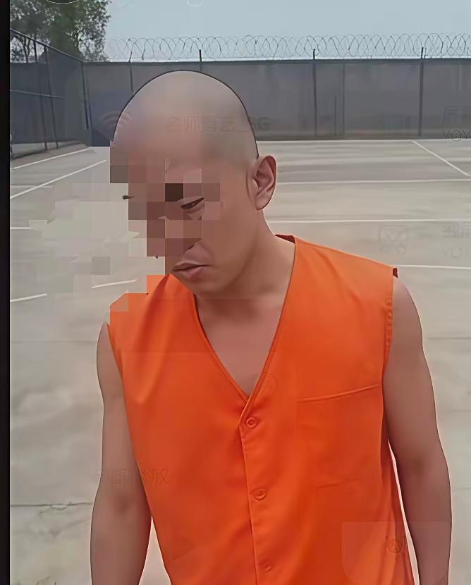 金昊最新照片曝光，以前有多么嚣张，现在就有多么狼狈。放着好好的日子不过作死！
