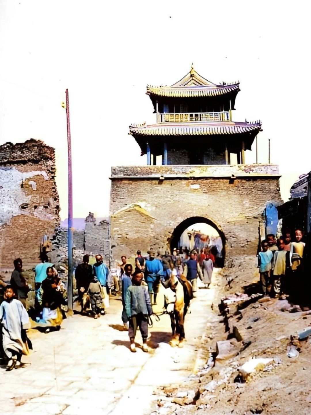 天津鼓楼定南门｜1905年