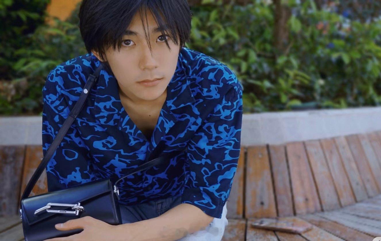 刘家祎官宣十日终焉肖战刘家祎合作十日终焉 刘家祎官宣出演肖战主演的十日终焉，又是