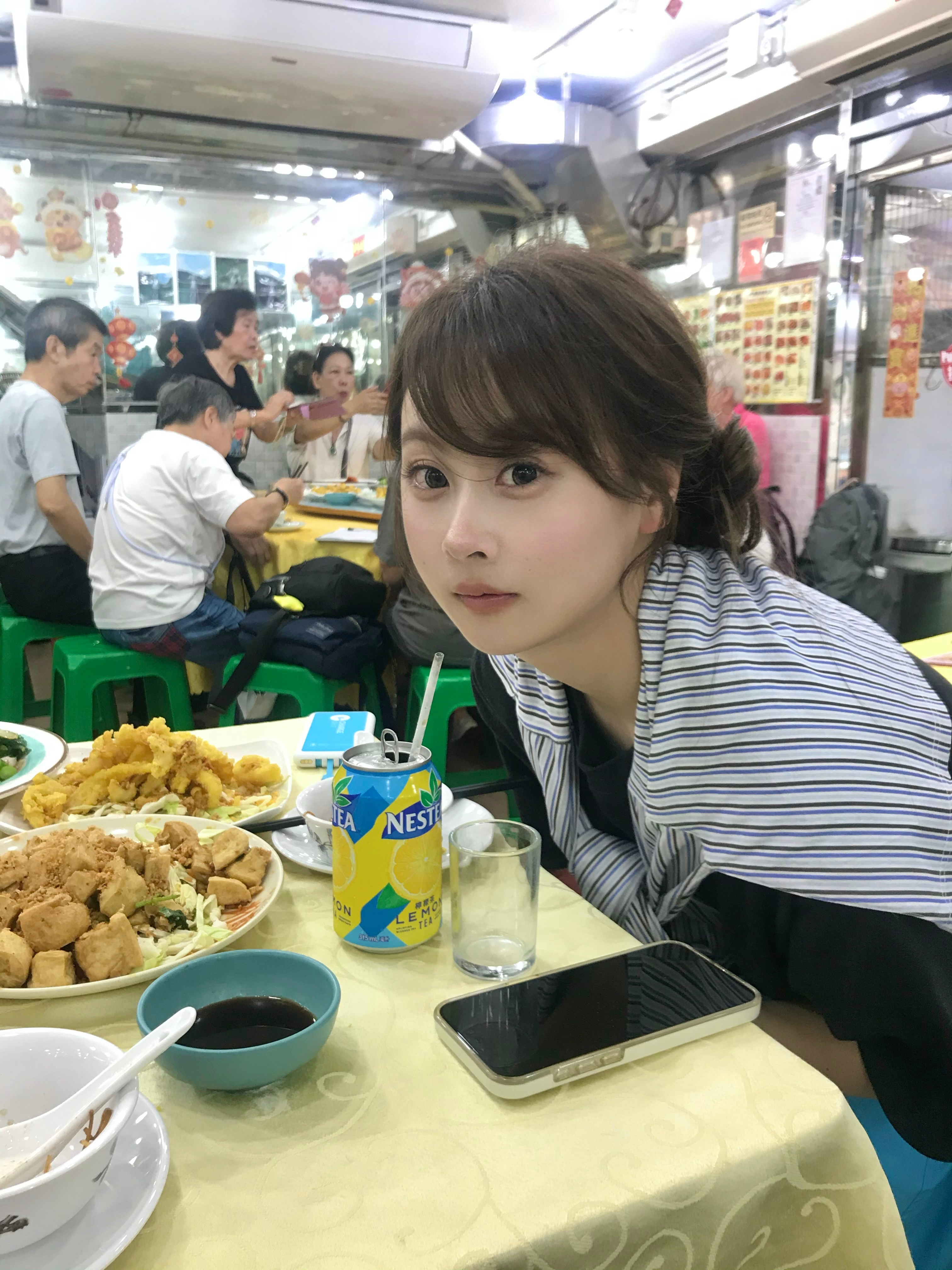 和阿笛在长洲岛虽然是阴天 但是心情很美丽💙 ​​​