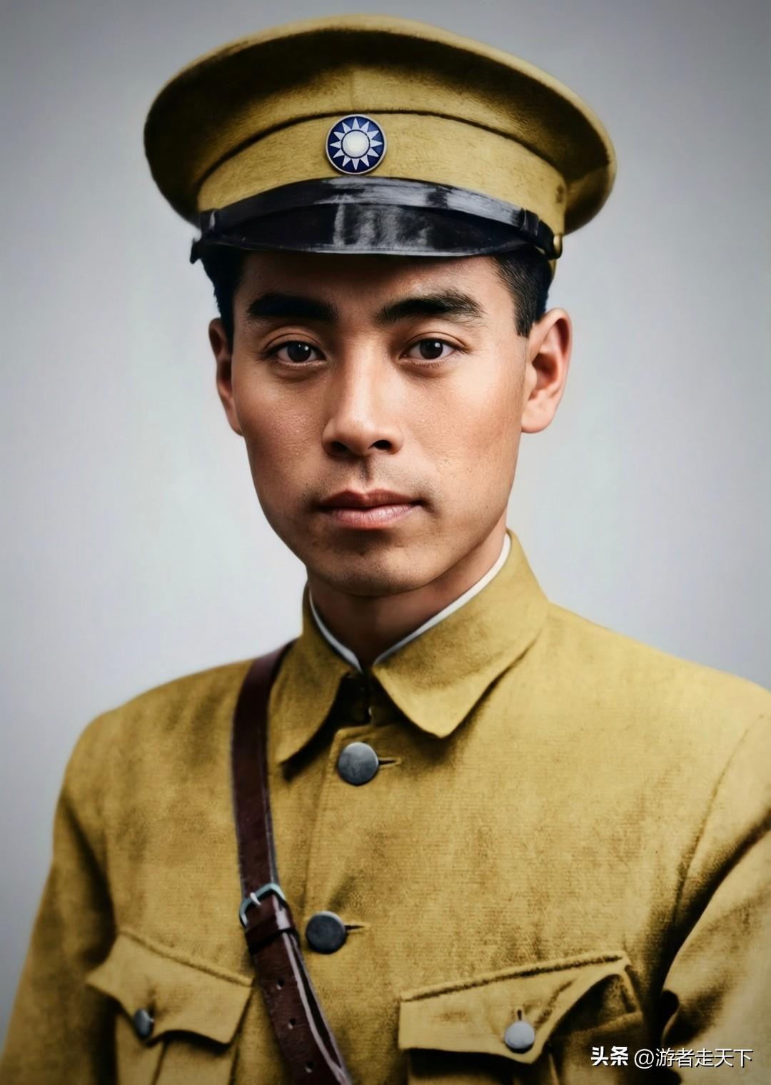 图1，周总理年轻时候的照片修复图，不愧为民国四大美男子之一，剑眉星目，面容俊朗，