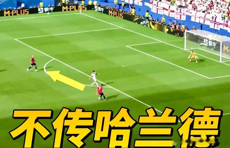 围观世界杯瑟洛特谈未传球给哈兰德争议二打一终于迎来当事人回应。对阵英格兰的关键反