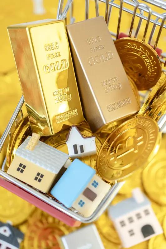 黄金早间3365一波下跌最低3341.5止跌反弹，目前3350以上，今晚美国非农